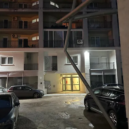 Happy Moments 아파트